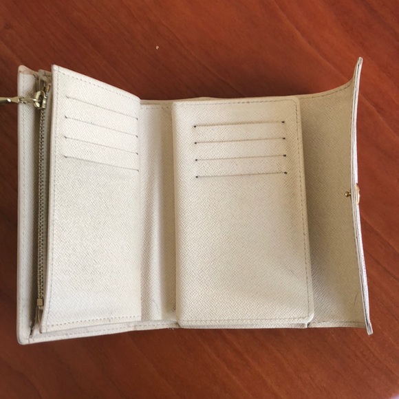 Louis Vuitton Damier Azur - Picture 3 of 7